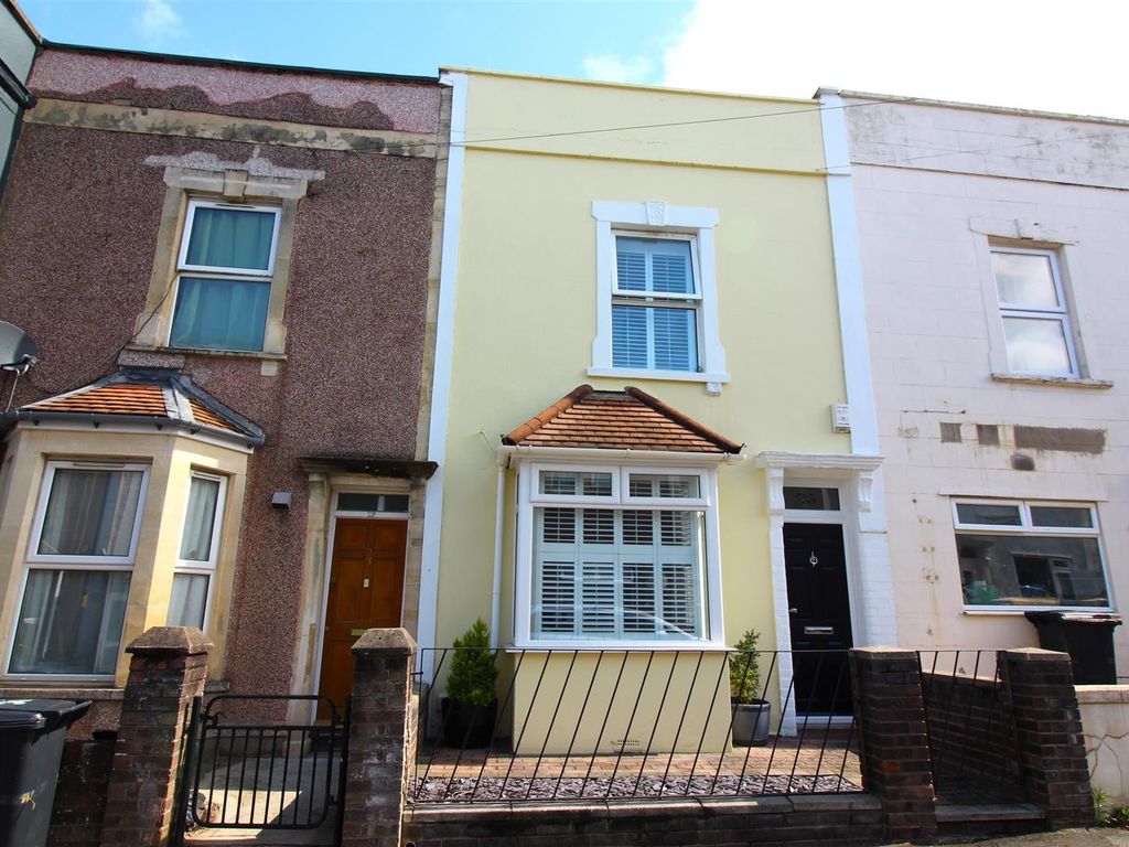 2 bed terraced house for sale in Gloucester Street, Eastville, Bristol