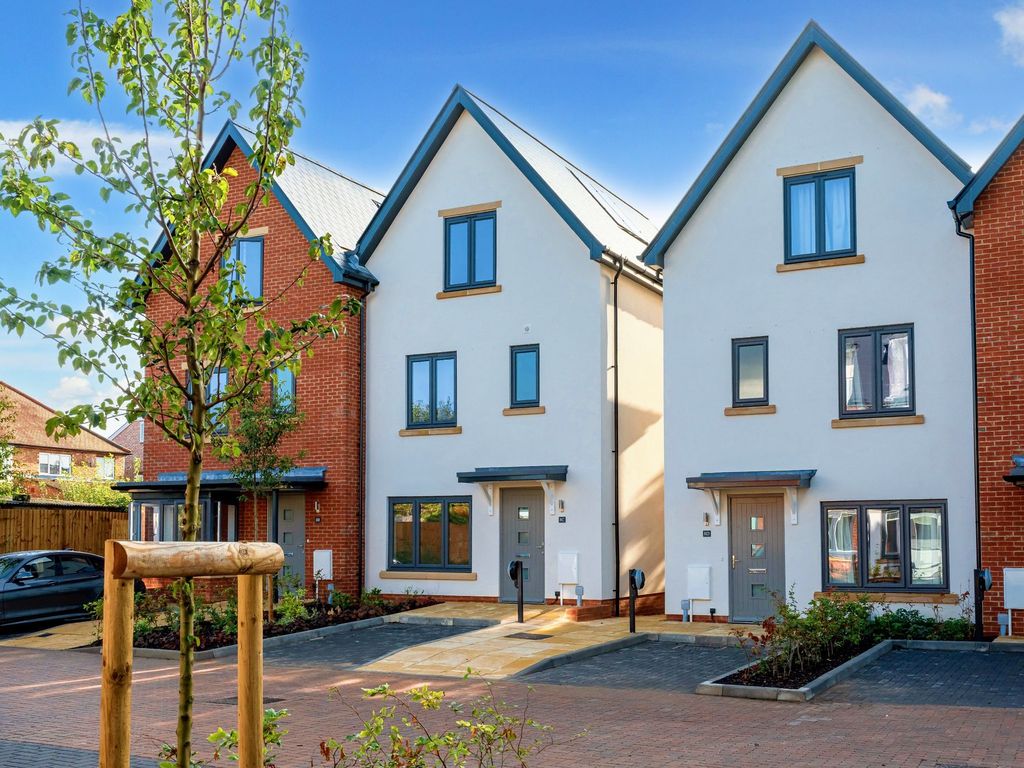 New home, 3 bed semidetached house for sale in April Place, Cowley OX4