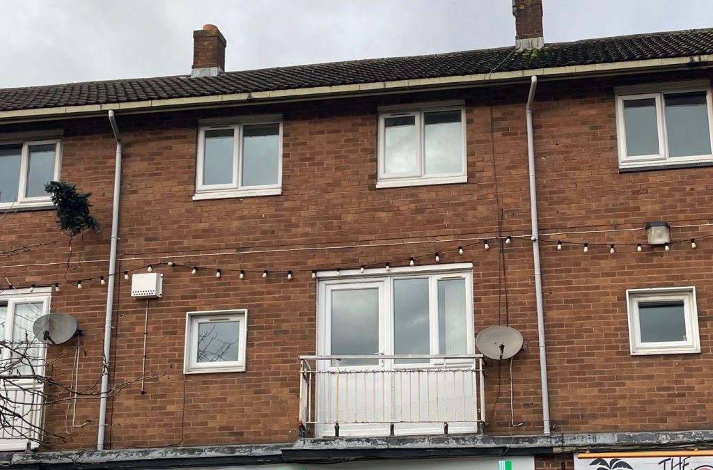 3 bed to rent in The Square, Lichfield Road, Willenhall WV12
