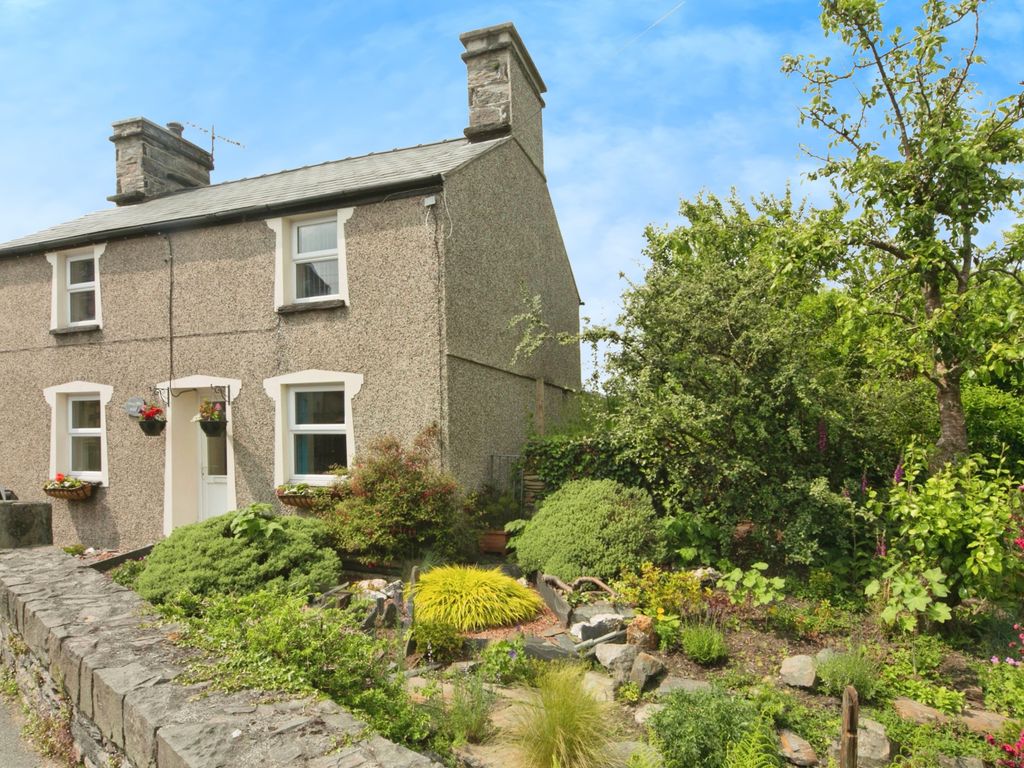 2 bed detached house for sale in Castle Street, Penrhyndeudraeth