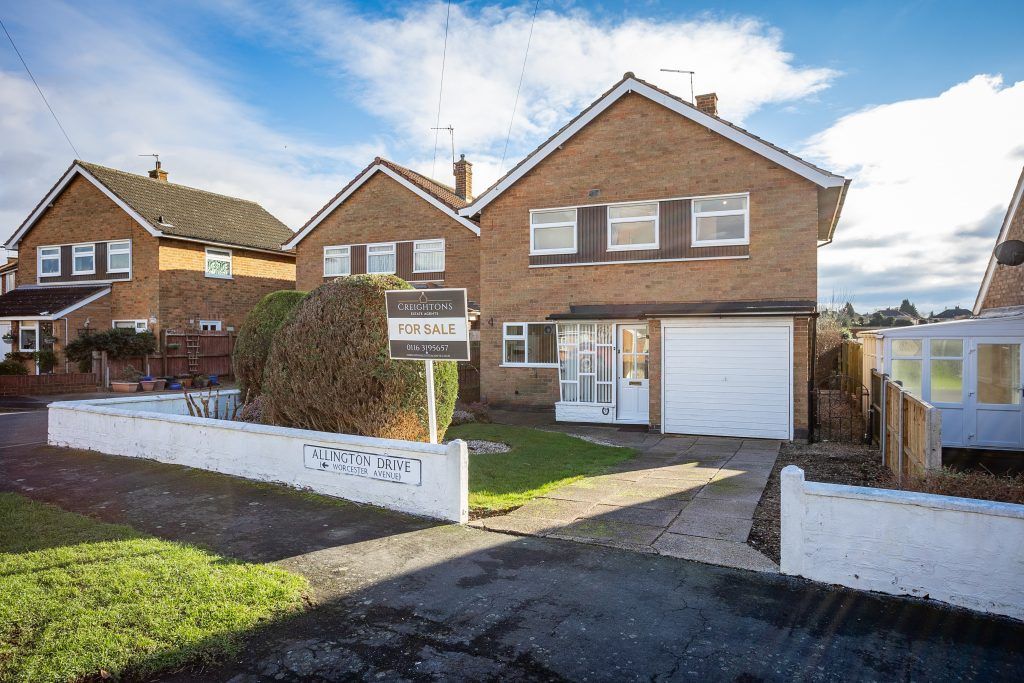 3 bed detached house for sale in Allington Drive, Birstall, Leicester