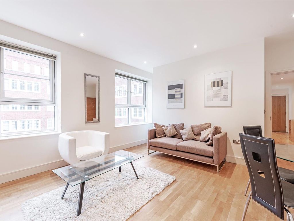 2 bed flat to rent in Romney House, Marsham Street, Westminster, London