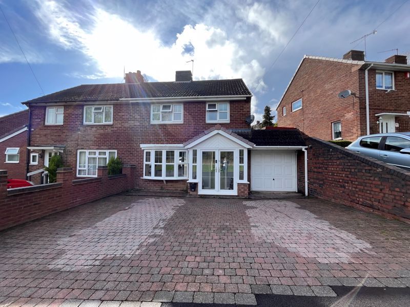 3 bed semidetached house for sale in Uplands Road, Dudley DY2 Zoopla