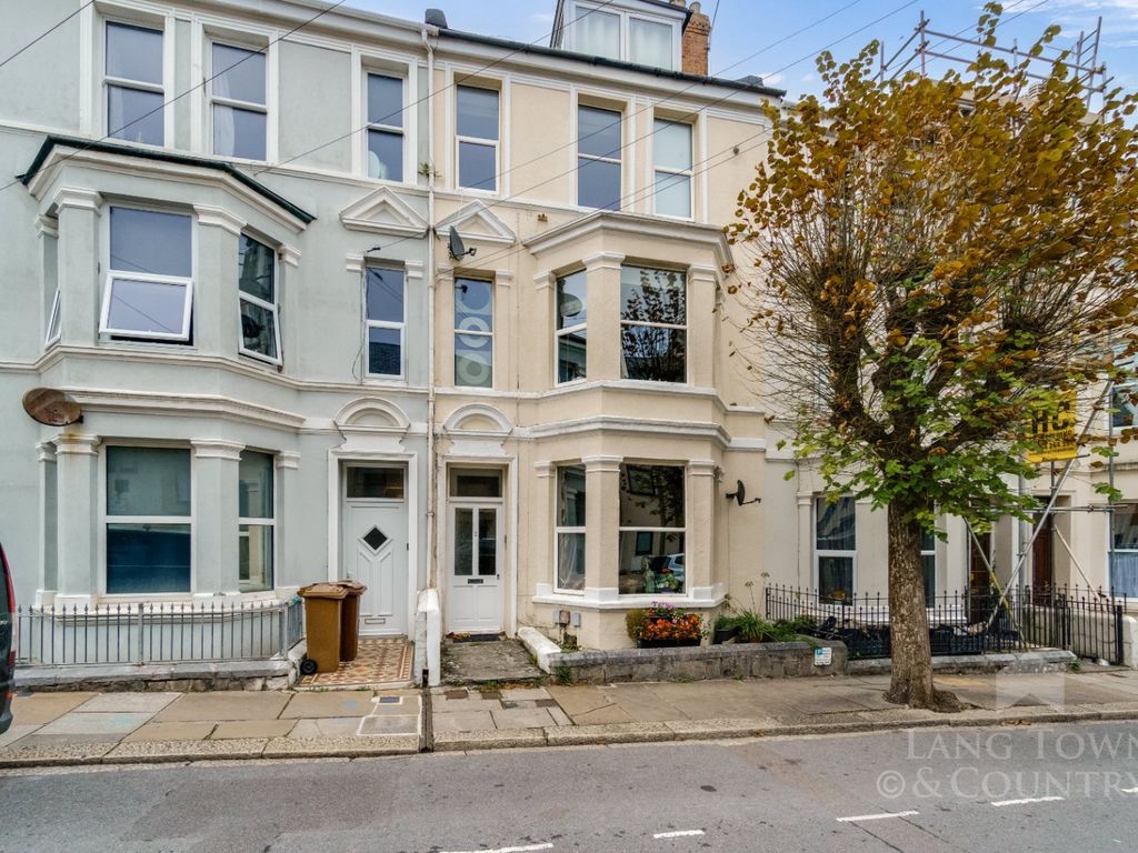 5 Pier Street, West Hoe, Plymouth. PL1  