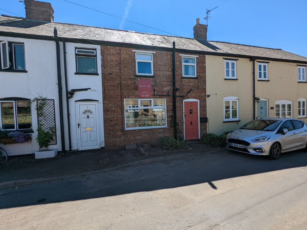 3 bed terraced house for sale in Lyndon Road, North Luffenham, Oakham