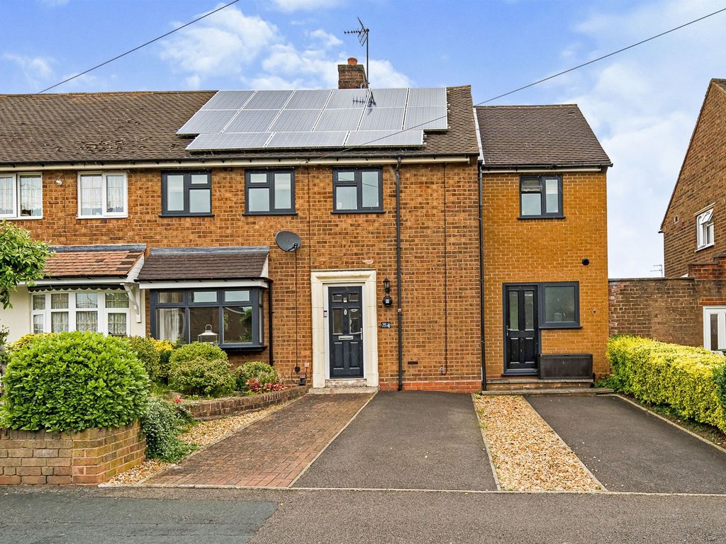 4 bed semidetached house for sale in Park Road, Lower Gornal, Dudley