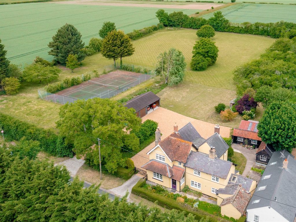 4 bed detached house for sale in Brook Road, Bassingbourn, Royston
