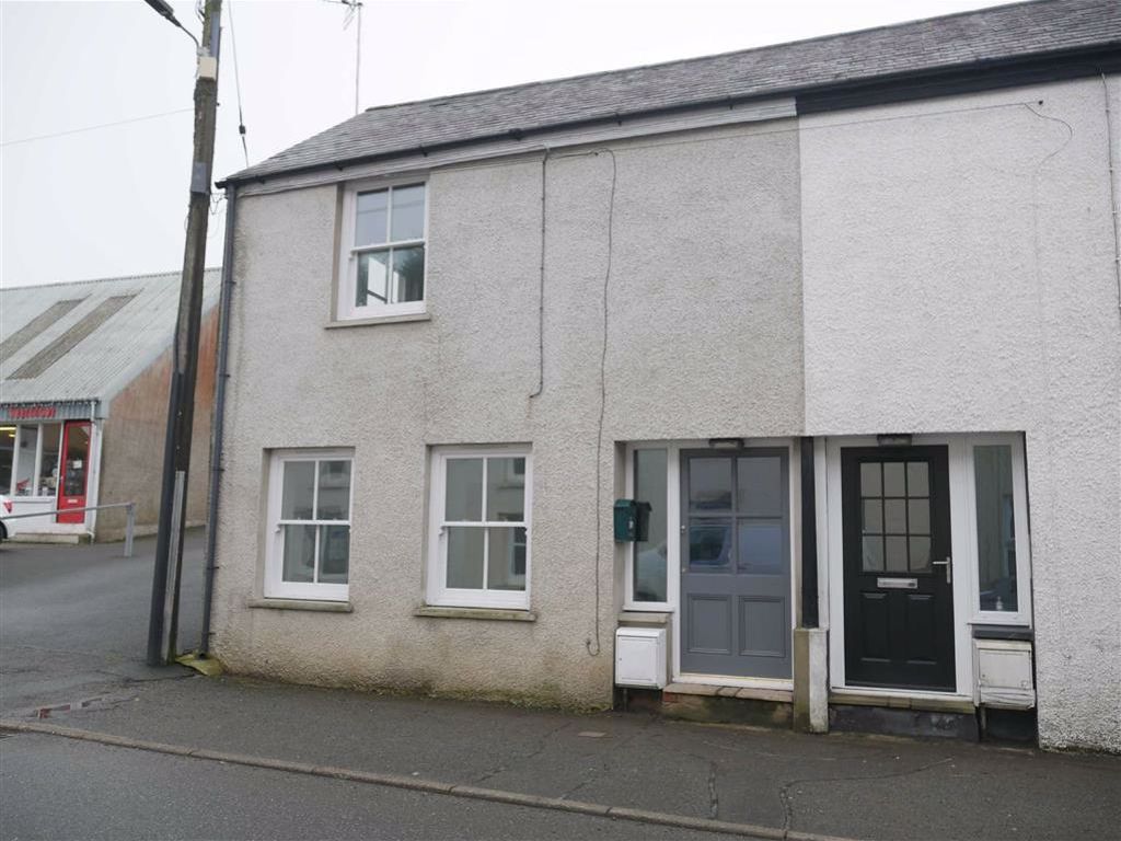 2 bed end terrace house for sale in Hottipass Street, Fishguard SA65