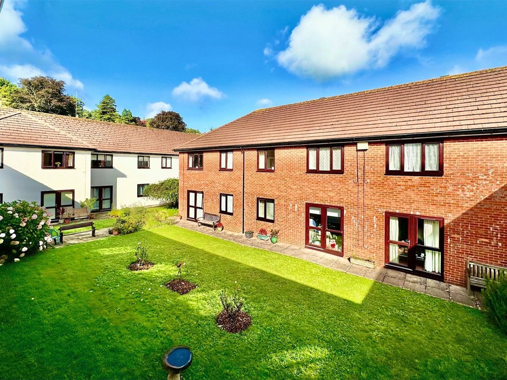 1 bed flat for sale in Temple Gardens, Sidmouth, Devon EX10, £100,000