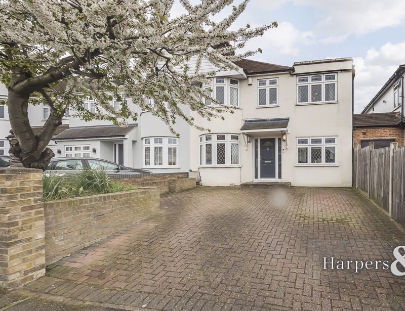 5 bed semidetached house for sale in Hurst Road, Bexley DA5, £625,000