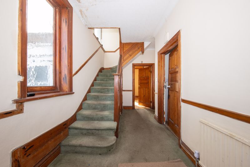 6 bed semidetached house for sale in Woodcroft Avenue, Mill Hill NW7