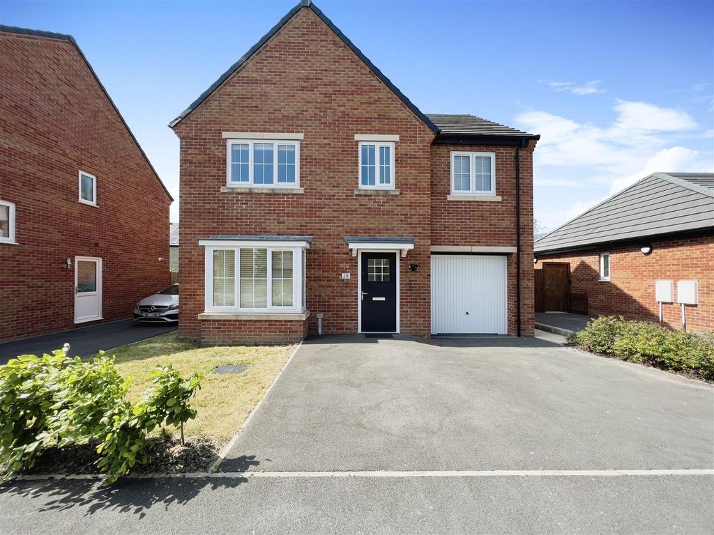 4 bed property for sale in Betula Drive, Longridge, Preston PR3 Zoopla