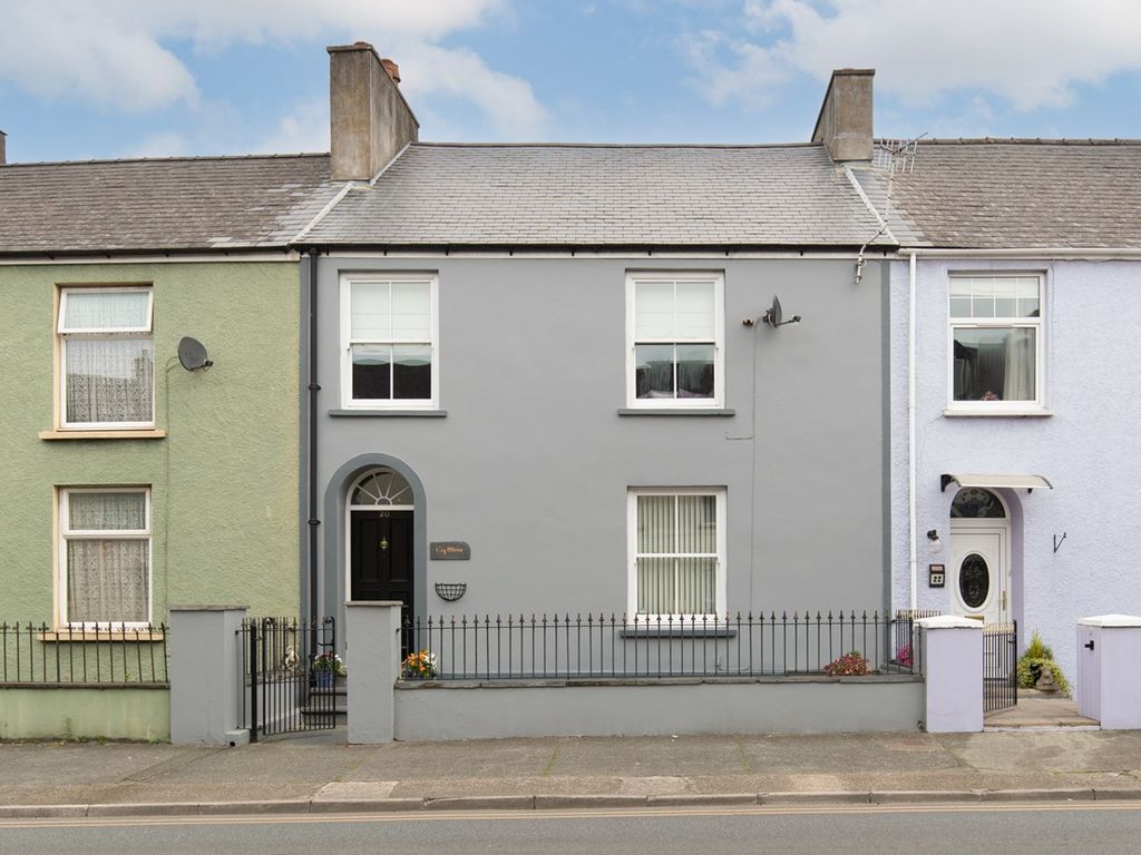 3 bed terraced house for sale in London Road, Pembroke Dock SA72, £