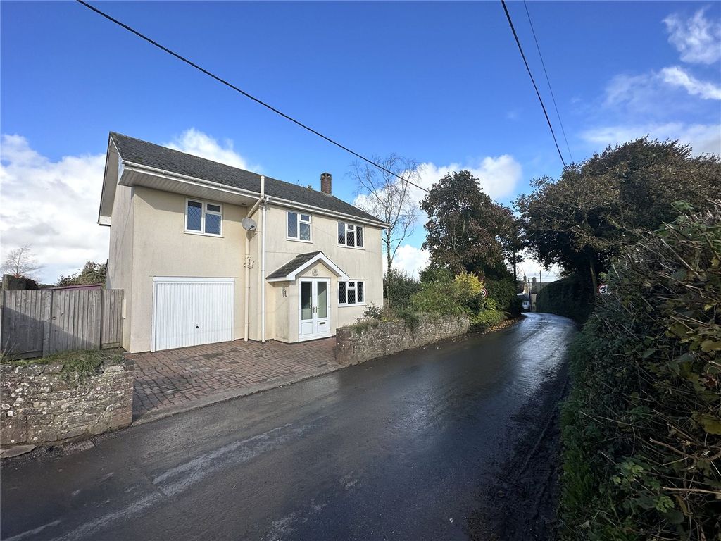 4 bed detached house for sale in Chawleigh, Chulmleigh EX18, £480,000