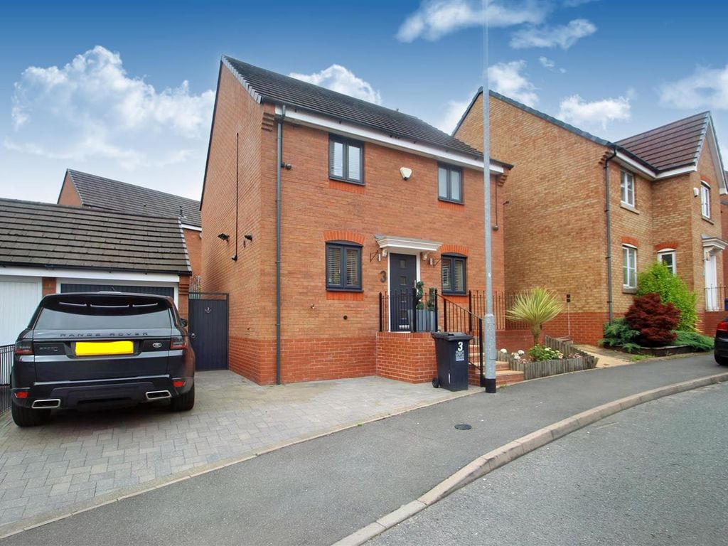 3 bed detached house for sale in Great Row View, Wolstanton, StokeOnTrent ST5 Zoopla