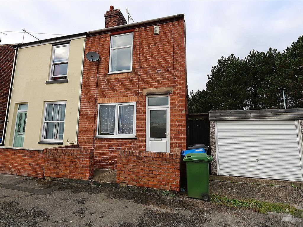 2 bed semidetached house to rent in King Street North, Whittington Moor, Chesterfield