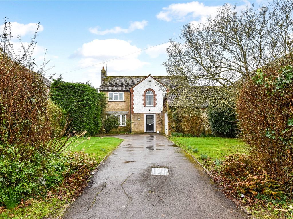 4 bed detached house for sale in Hook Lane, Aldingbourne, Chichester