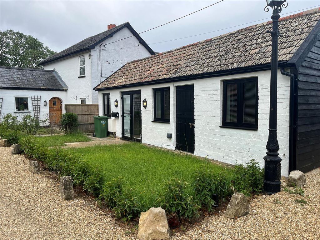 2 bed country house to rent in Bencroft Lane, Warboys, Huntingdon PE28