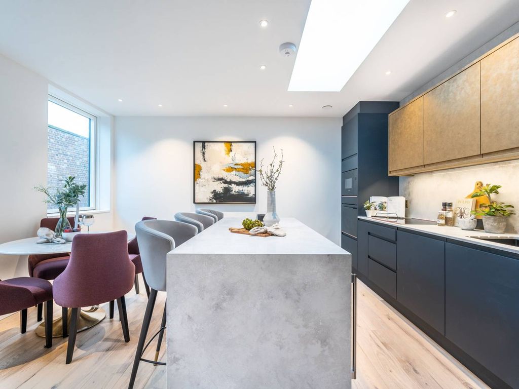 Lander Studios, North Kensington W10  