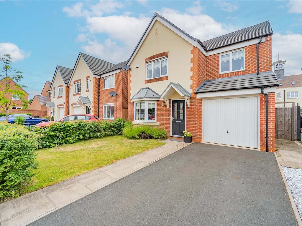 4 bed property for sale in Martineau Drive, Harborne, Birmingham B32