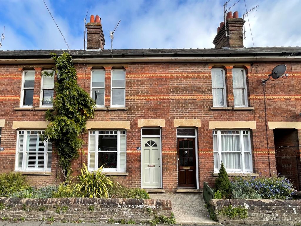 2 bed terraced house for sale in Higham Road, Chesham HP5 Zoopla