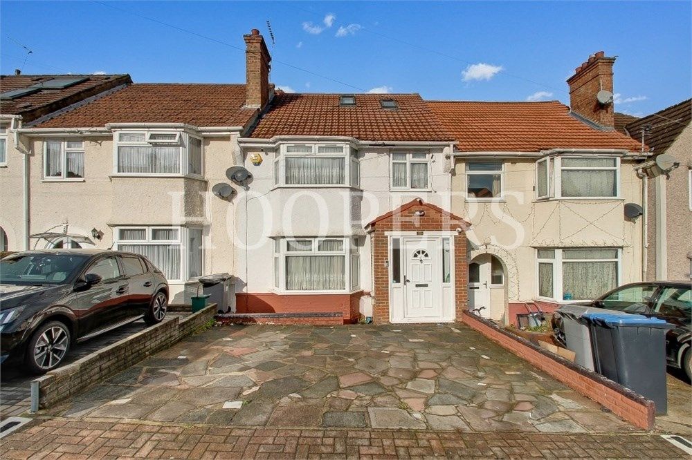 4 bed terraced house for sale in Chipstead Gardens, London NW2, £