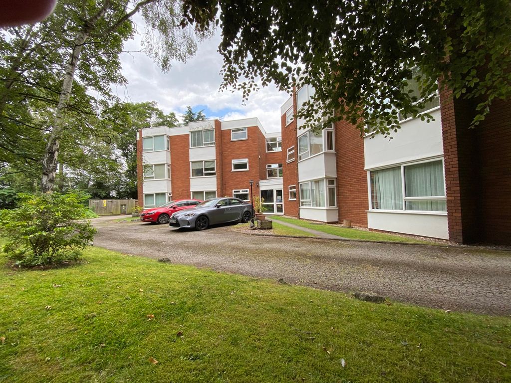 2 bed flat to rent in Finchfield Road West, Finchfield, Wolverhampton