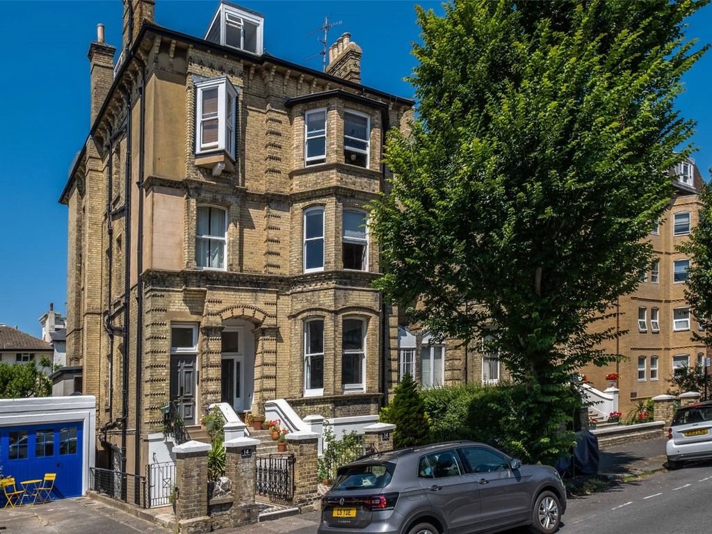 4 bed flat for sale in Fourth Avenue, Hove, East Sussex BN3, £1,150,000