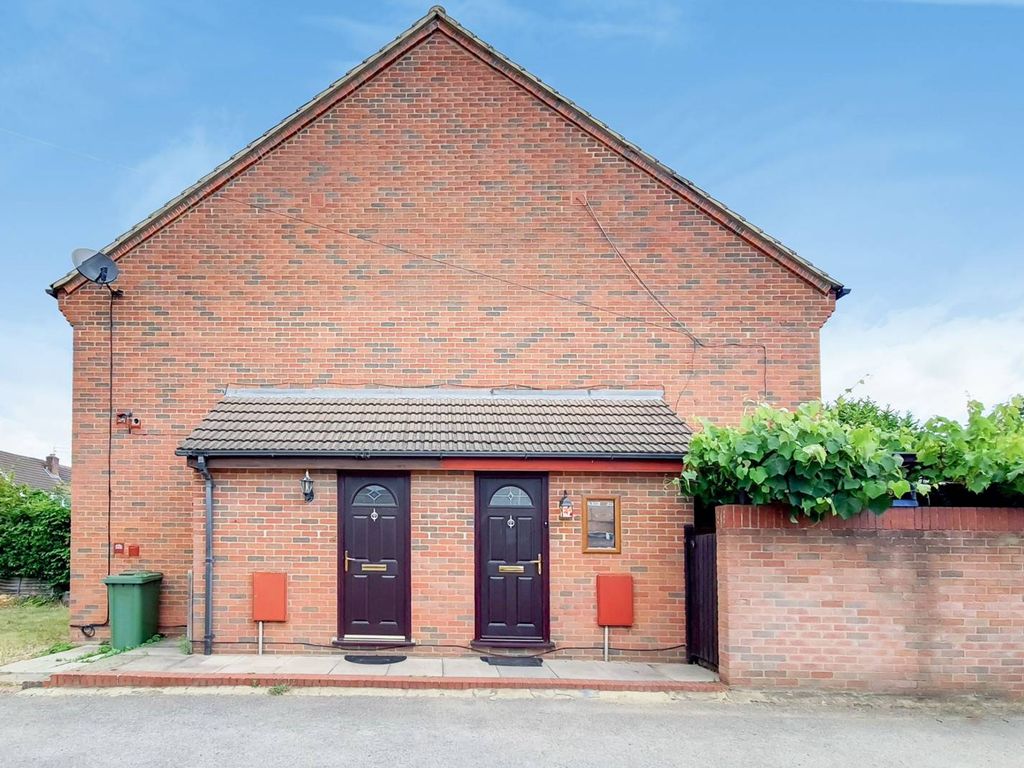 Sherborne Close, Colnbrook With Poyle, Slough SL3