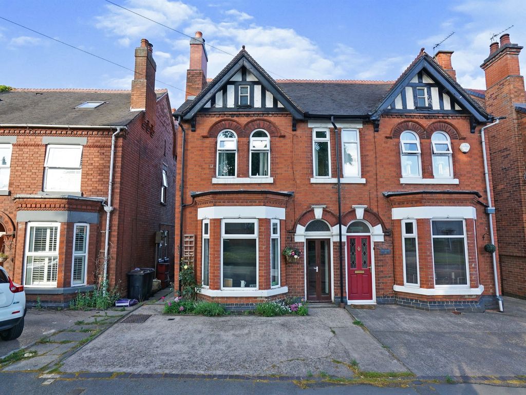 3 bed semidetached house for sale in Smisby Road, AshbyDeLaZouch