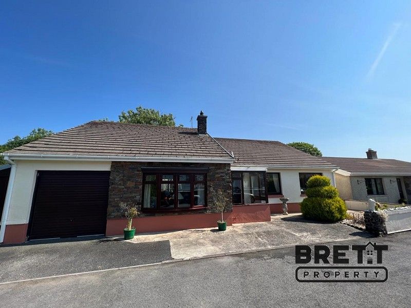 4 bed detached bungalow for sale in Broadmoor, Kilgetty, Pembrokeshire