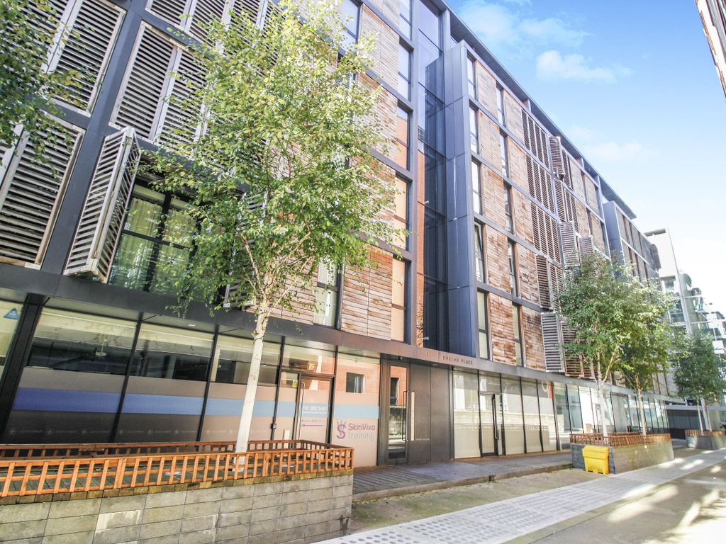 1 bed flat to rent in Burton Place, Castlefield, Manchester M15, £900