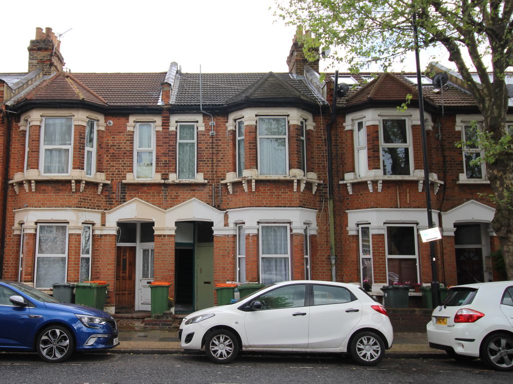 2 bed flat to rent in Katherine Road, London E7 Zoopla