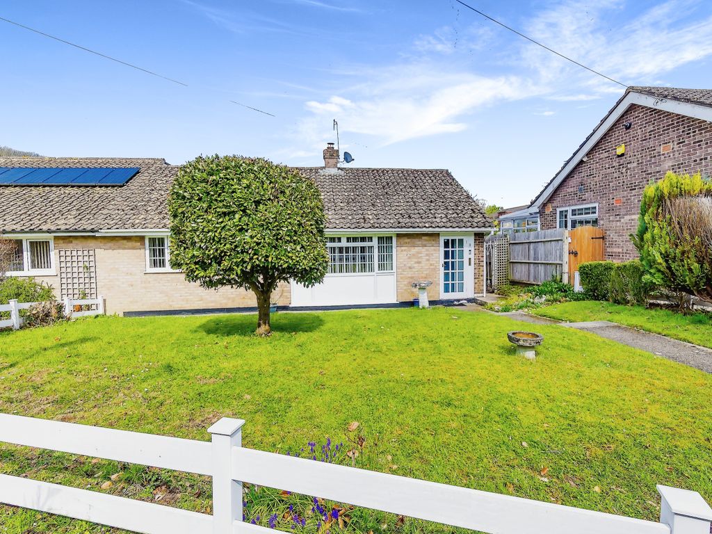 3 bed bungalow for sale in Walk, Biggin Hill, Westerham TN16