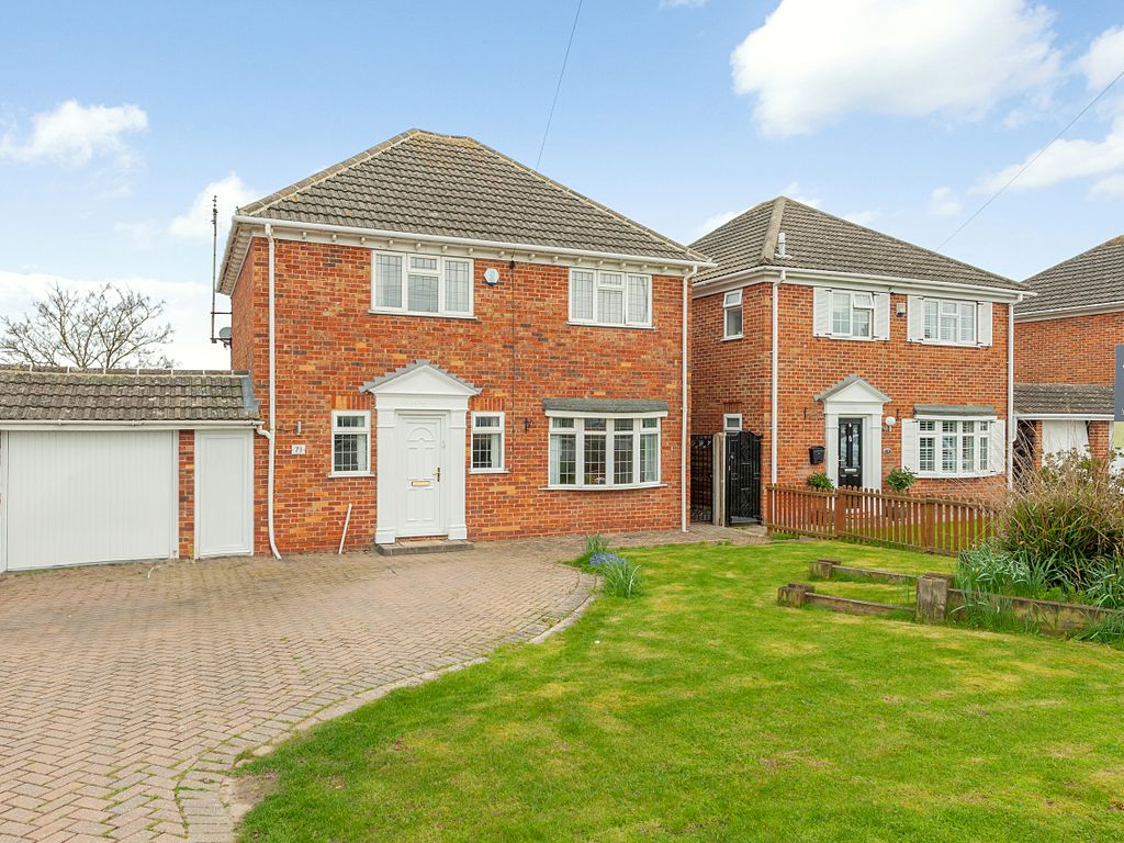 4 bed detached house for sale in Borstal Hill, Whitstable CT5, £500,000