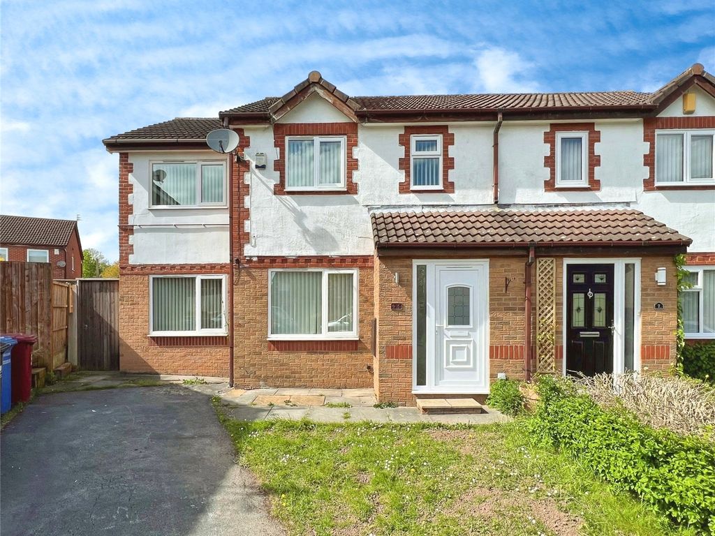 4 bed semidetached house to rent in Germander Close, Liverpool