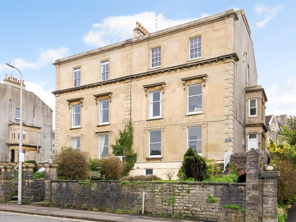 1 bed flat for sale in Elton Road, Clevedon BS21 Zoopla