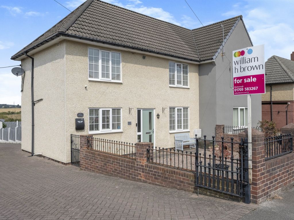 3 bed semidetached house for sale in Deightonby Street, Thurnscoe