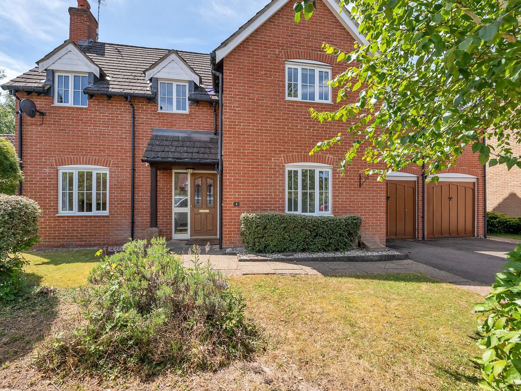 5 bed detached house for sale in Byfield Way, Bury St. Edmunds IP33