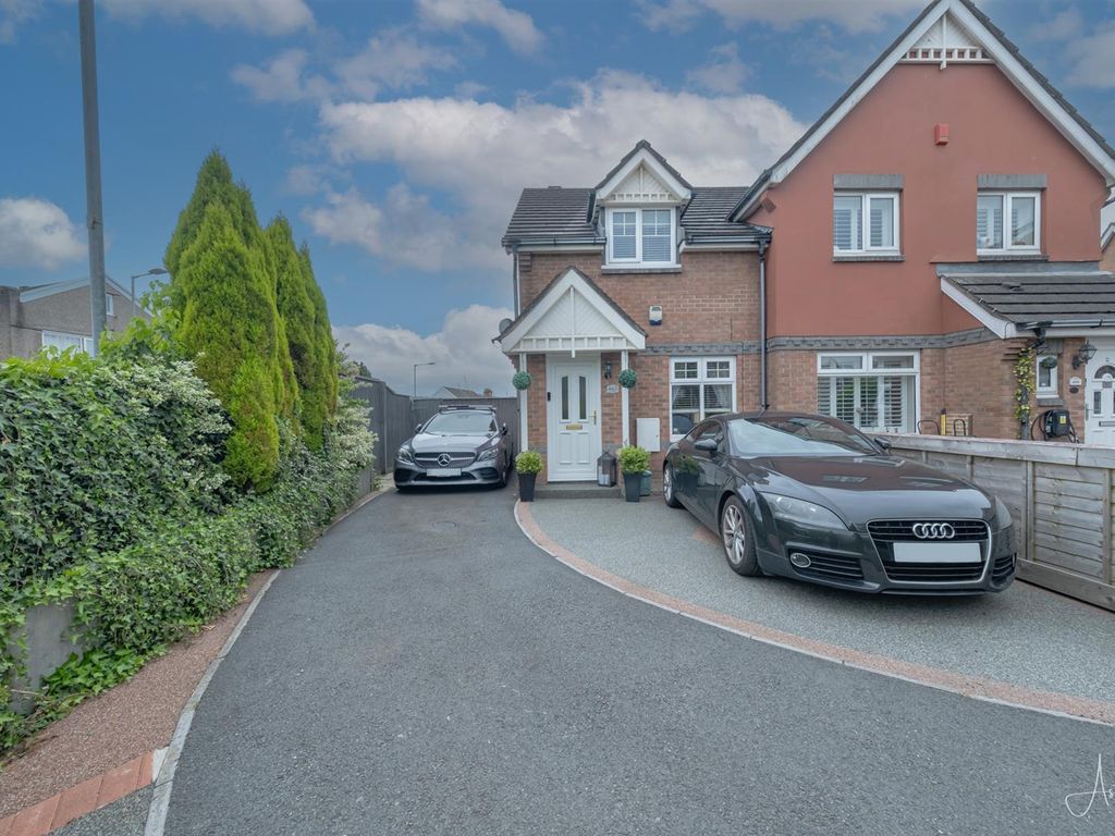 2 bed semidetached house for sale in Middle Road, Gendros, Swansea SA5