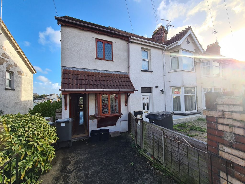 2 bed end terrace house for sale in Leys Road, Torquay TQ2 Zoopla