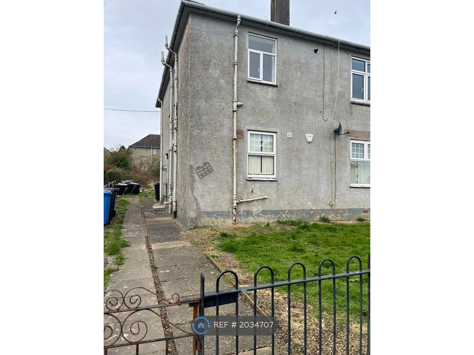 2 bed flat to rent in JavascriptVoid(0), Dalry KA24, £475 pcm Zoopla
