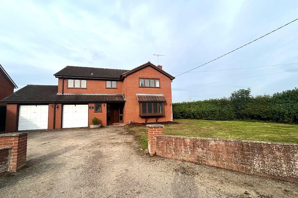 4 bed detached house to rent in Dovaston, Kinnerley, Oswestry SY10, £