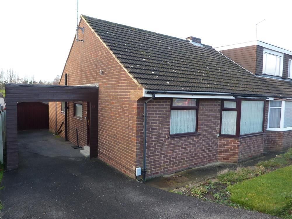 2 bed semidetached bungalow to rent in Greenview Drive, Links View