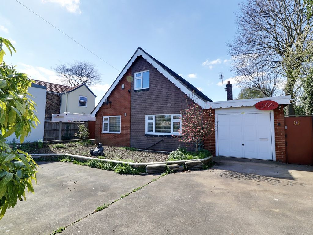 2 bed bungalow for sale in Fieldside, Crowle, Scunthorpe DN17 Zoopla