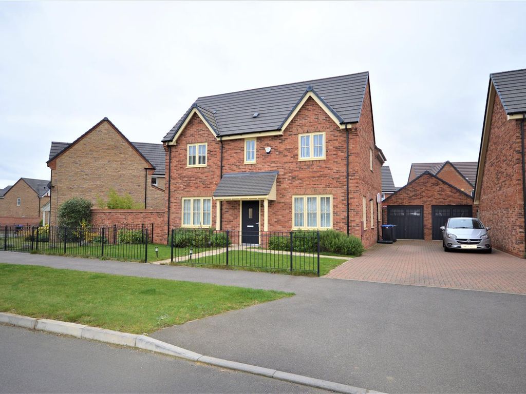 4 bed detached house to rent in Home Farm Drive, Boughton, Northampton