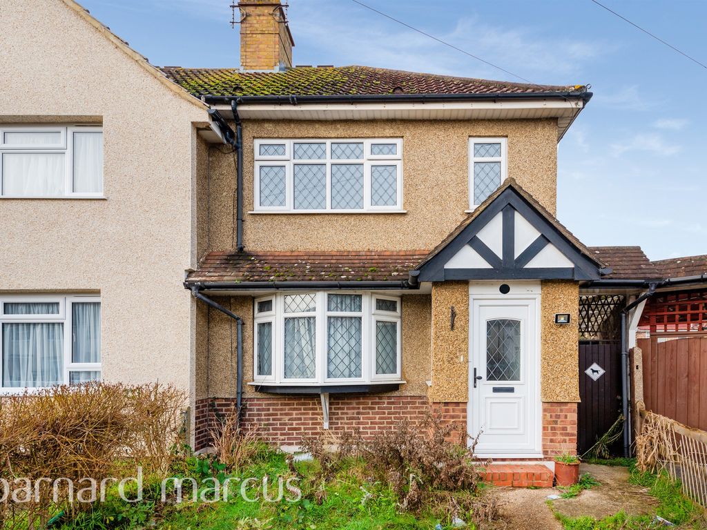 2 bed end terrace house for sale in Ridge Way, Hanworth, Feltham TW13