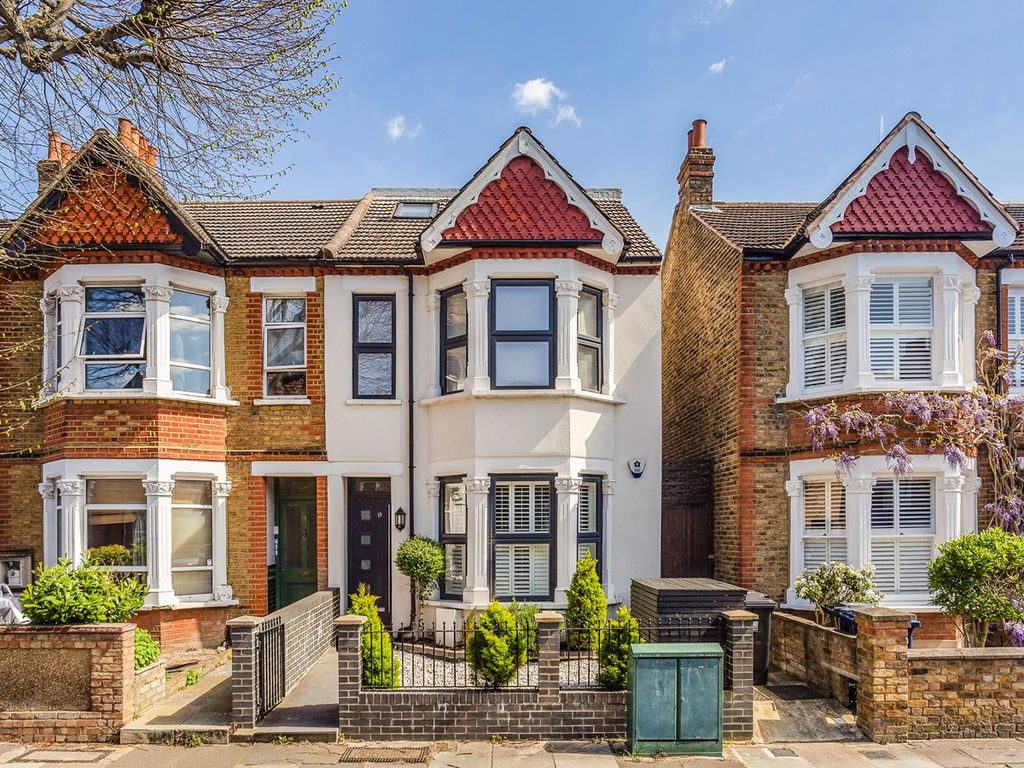 3 bed flat for sale in St Kilda Road, Northfields, Ealing W13, £625,000