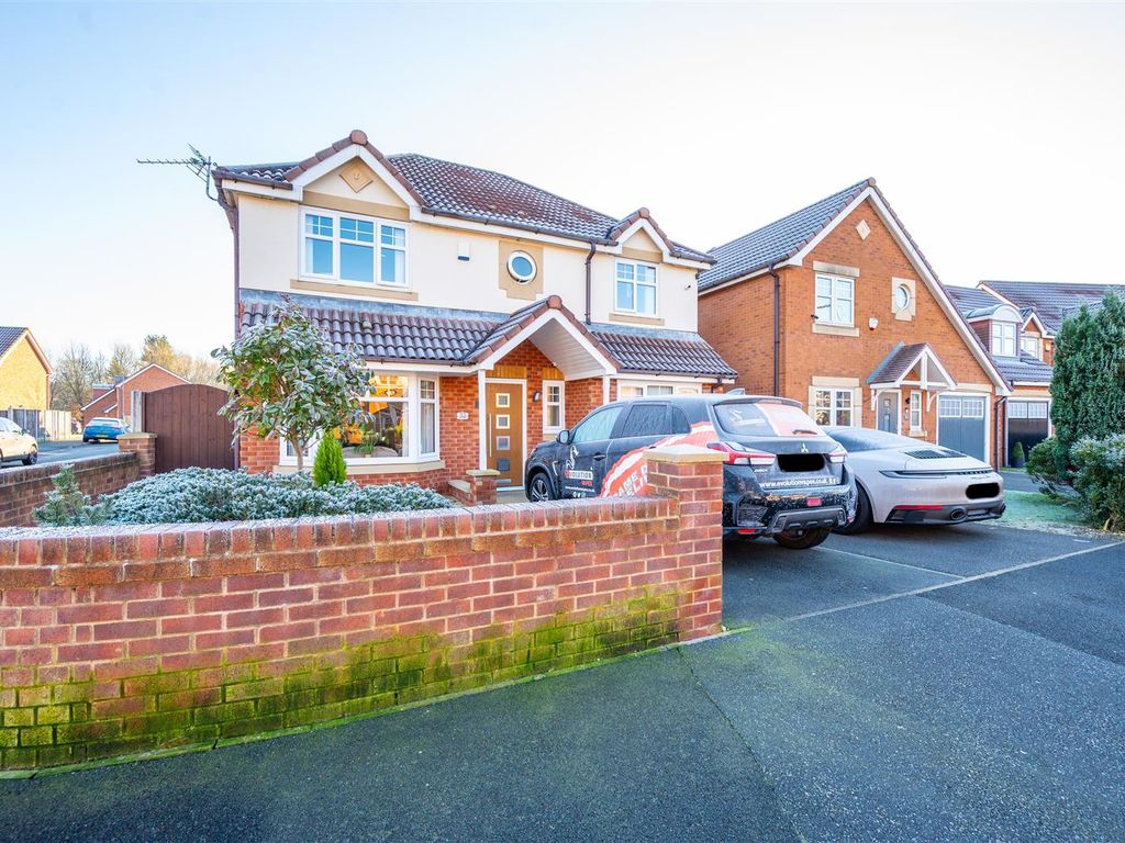 4 bed detached house for sale in Spinners Drive, St. Helens WA9, £