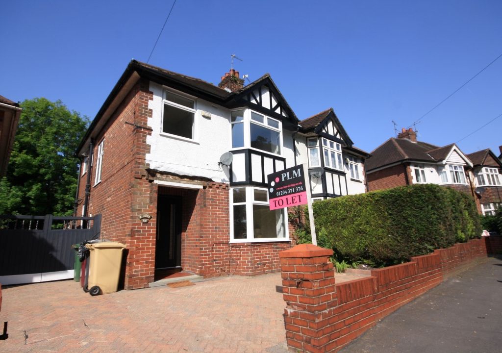 3 bed semidetached house to rent in Tudor Avenue, Bolton BL1 Zoopla
